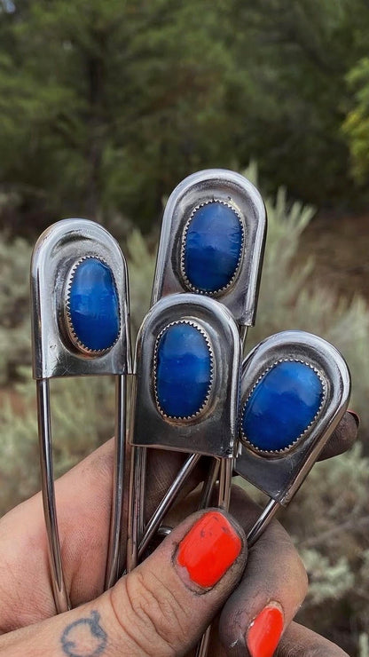 Solid Color Pin 4"