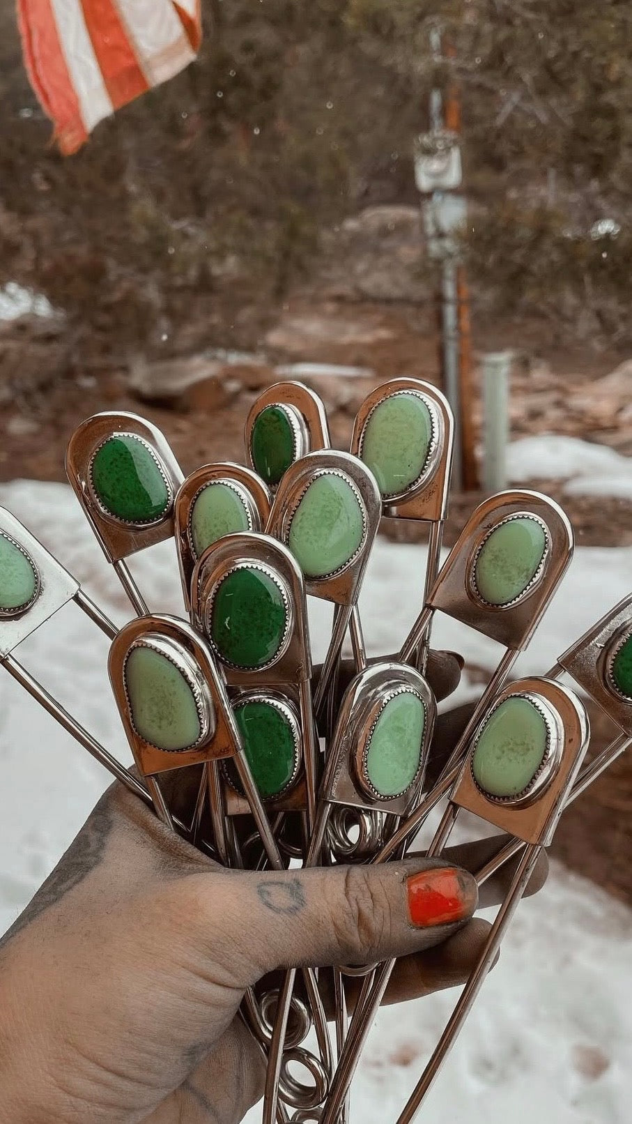 Green Safety Pin 4"