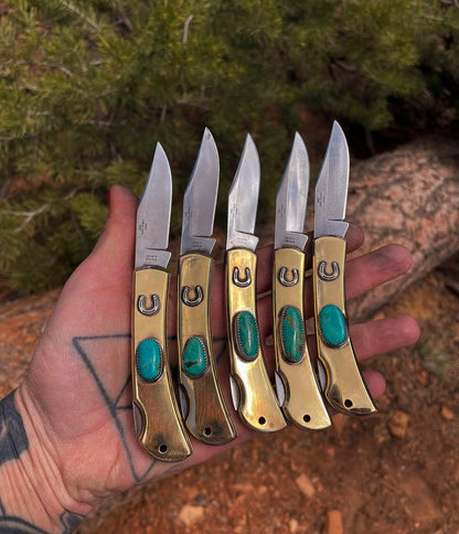 Horseshoe Turquoise Pocket Knife
