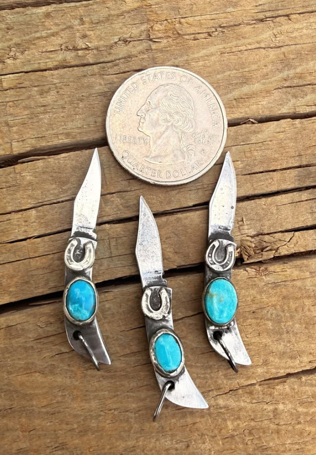 EXTRA Mini Horseshoe Pocketknife